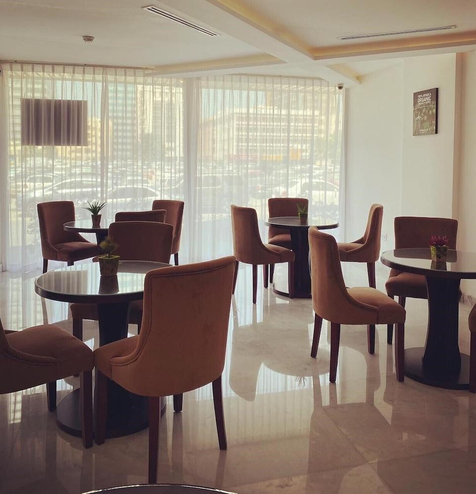 Nova Park Hotel Şarja Dış mekan fotoğraf