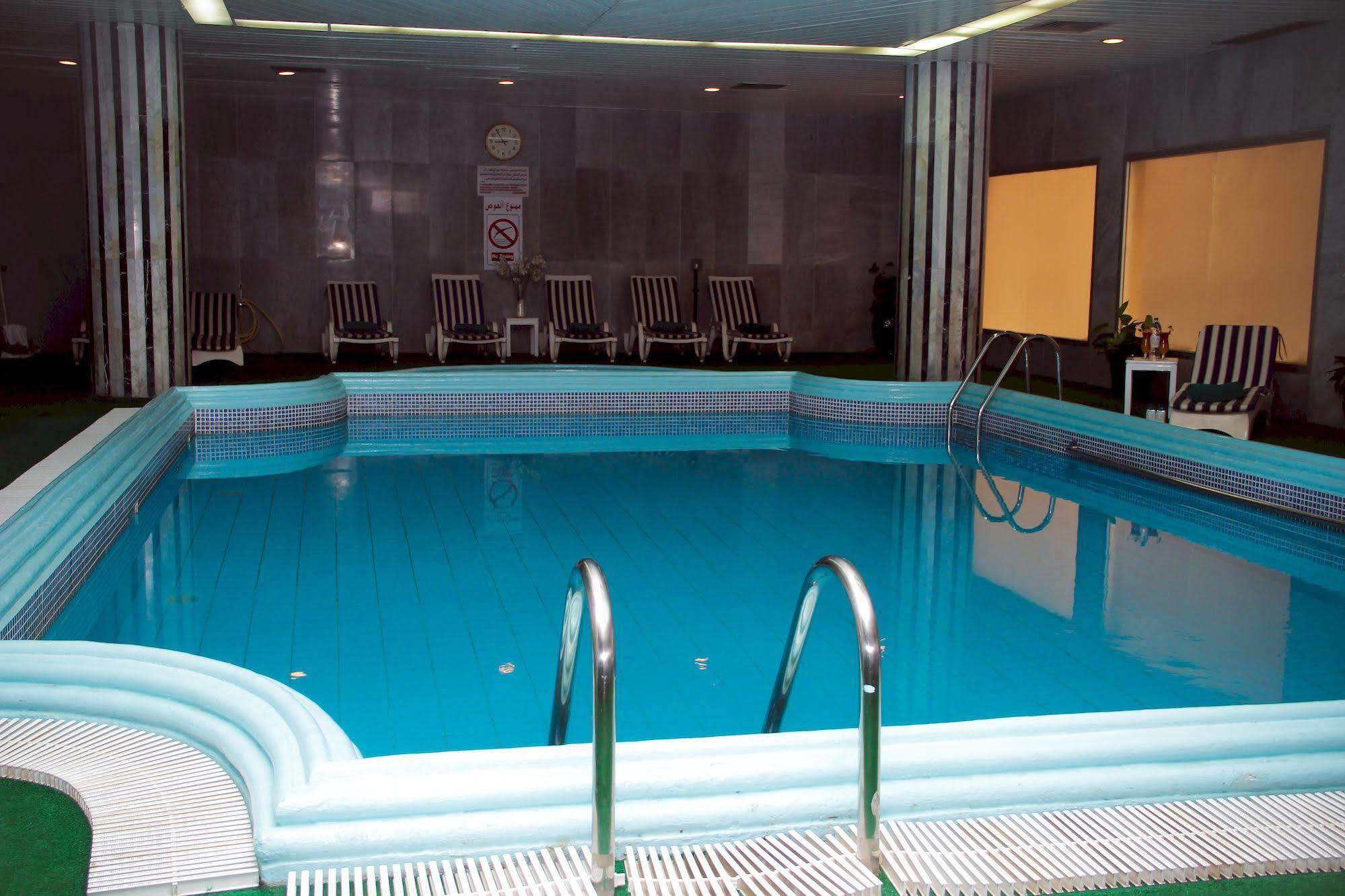Nova Park Hotel Şarja Dış mekan fotoğraf